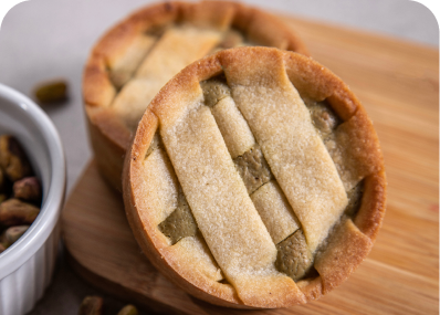 Crostata de Pistache - Massa macia completamente recheada com muito pistache.